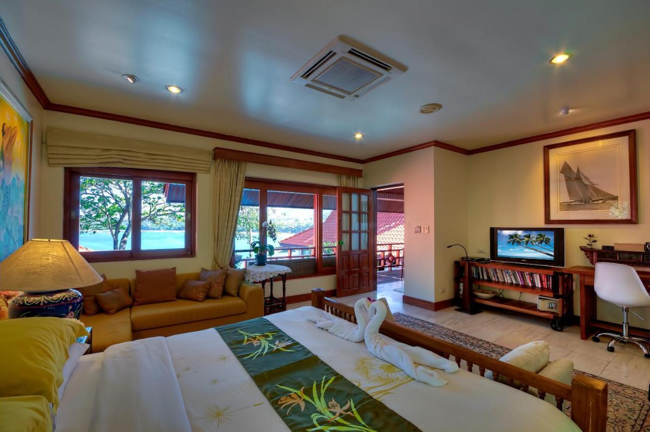 Dream Villa Double Bay Sunset On Andaman Sea Kata Beach  Exterior photo